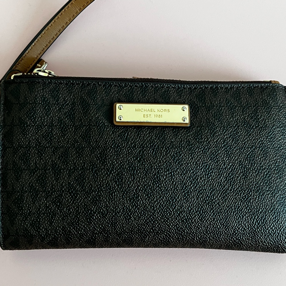 MK Logo Wallet